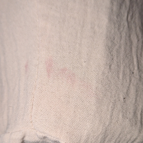 Elegant Cream Blouse - Picture 6 of 8